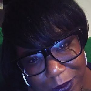 Meet your Posher, Jacqueline